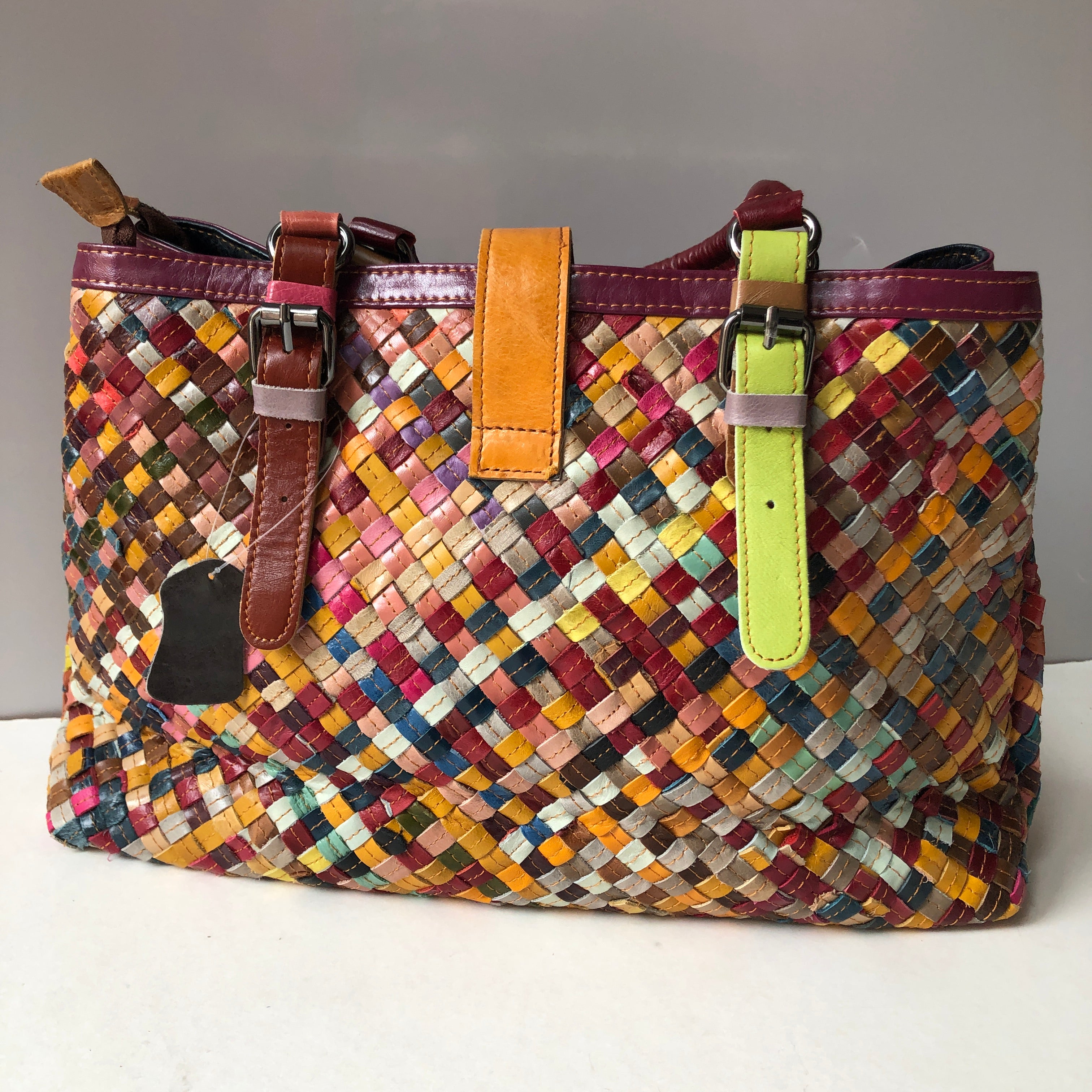 Pre-Owned NWOT Multi Colored Oil Wax Woven Leather Triple Compartment Tote Handbag