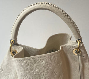 Pre-Owned Louis Vuitton Cream Artsy Monogram Satchel Handbag